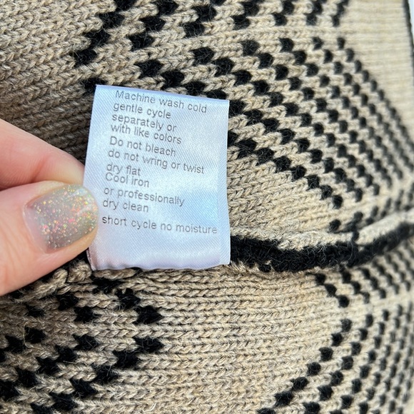 Gio&Gio sweater jacket | black and Tan | size: Small | collar and buttons up - Picture 8 of 9